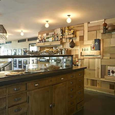 Des 3 Fontaines Auberge de jeunesse